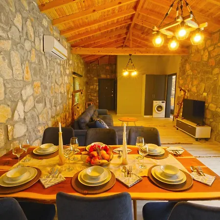 Sera-with Private Pool In Nature